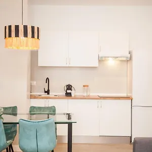  Apartamento Gotoseville Faustino Flats
