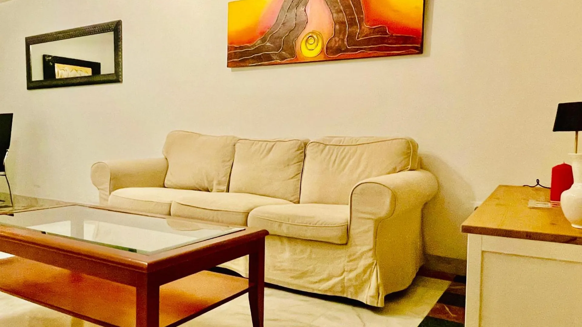Entrecatedrales Suite Sevilla Spanien