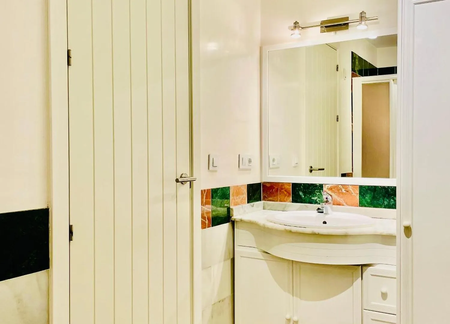 Apartamento Entrecatedrales Suite Sevilha